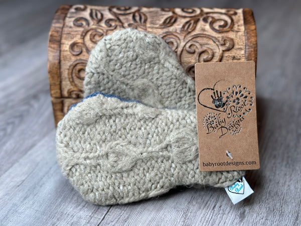 Newborn to 5 Years Taupe Cable Knit Wool Mitts