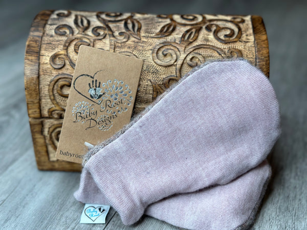 Newborn to 5 Years Heathered Rose Wool Mitts