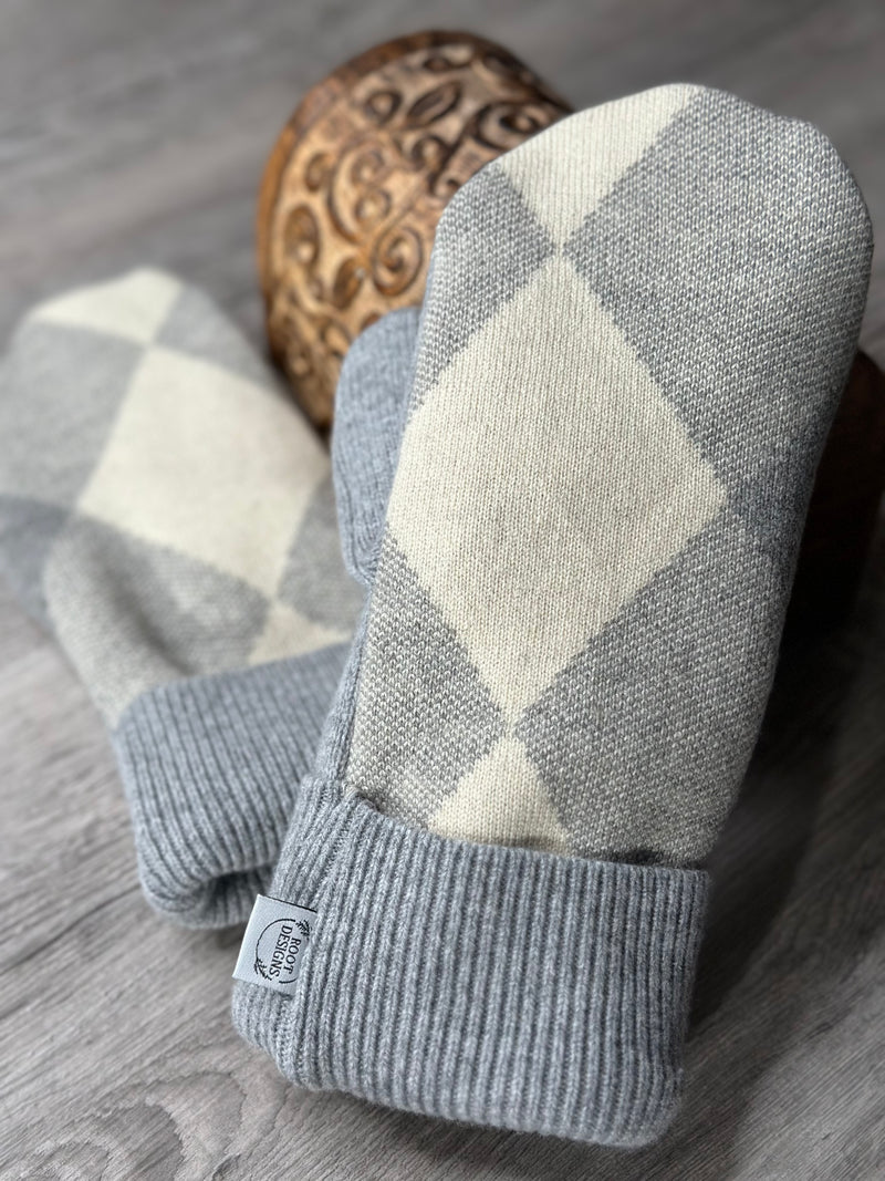 Adult Grey & Cream Argile Mitts