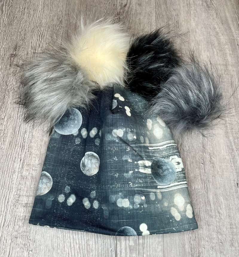 Galaxy Collection Grey Space Toque