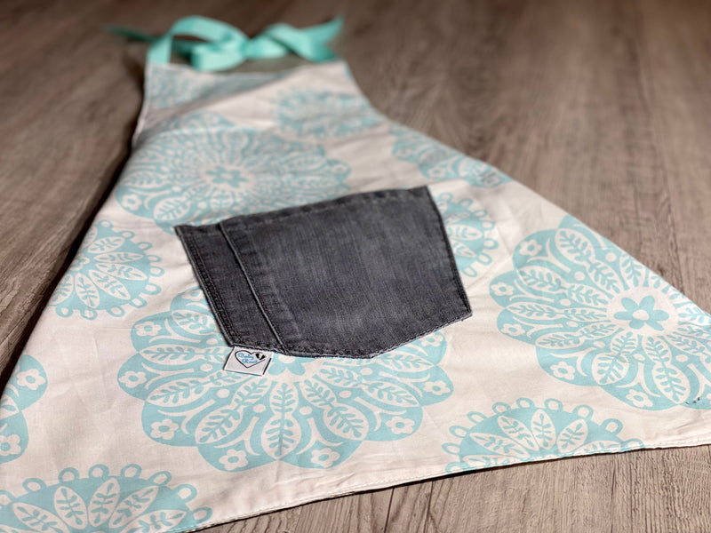 Creative Pinwheel Apron