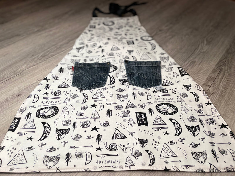 Black & White Run Wild Child Apron 6-12 Years